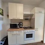 Naturblick Am Rothaarsteig Neue Moderne Mit 2 Badezimmern 2 Kuechen Inklusive Highspeed Internet Flatrate 2x Xxl Boxspringbett 2x Terrassen Und 2x Pkw Parkplaetze 10 Minuten Bis Willingen Ideal Fuer Touristen Und Geschaeftsleute Mit Mws * Brilon