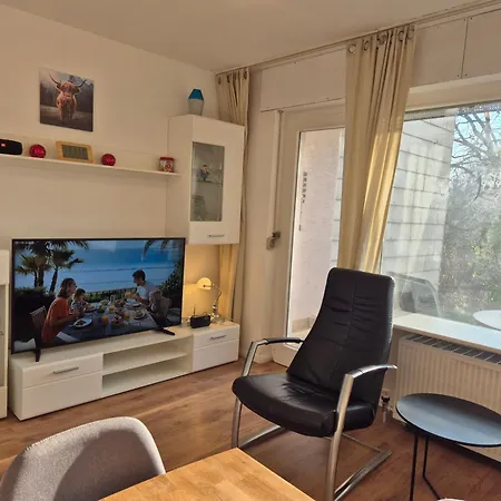Naturblick Am Rothaarsteig Neue Moderne Mit 2 Badezimmern 2 Kuechen Inklusive Highspeed Internet Flatrate 2x Xxl Boxspringbett 2x Terrassen Und 2x Pkw Parkplaetze 10 Minuten Bis Willingen Ideal Fuer Touristen Und Geschaeftsleute Mit Mws Διαμέρισμα *