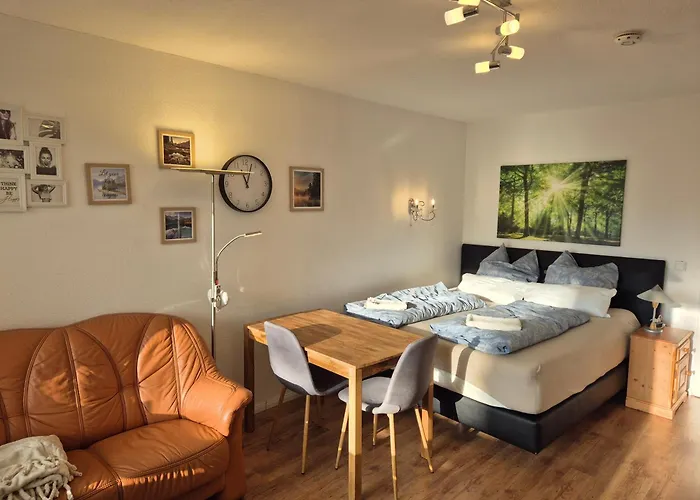 Naturblick Am Rothaarsteig Neue Moderne Mit 2 Badezimmern 2 Kuechen Inklusive Highspeed Internet Flatrate 2x Xxl Boxspringbett 2x Terrassen Und 2x Pkw Parkplaetze 10 Minuten Bis Willingen Ideal Fuer Touristen Und Geschaeftsleute Mit Mws * Brilon