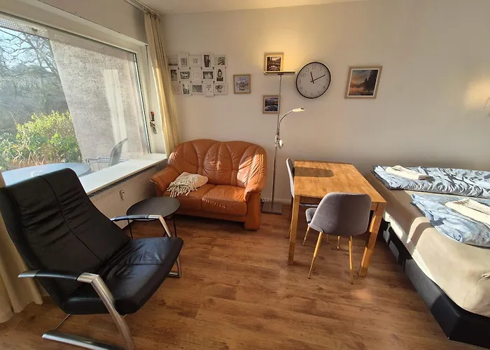 Naturblick Am Rothaarsteig Neue Moderne Mit 2 Badezimmern 2 Kuechen Inklusive Highspeed Internet Flatrate 2x Xxl Boxspringbett 2x Terrassen Und 2x Pkw Parkplaetze 10 Minuten Bis Willingen Ideal Fuer Touristen Und Geschaeftsleute Mit Mws Apartmán