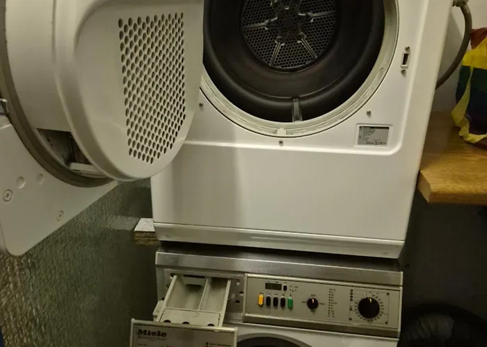 Naturblick Am Rothaarsteig Neue Moderne Mit 2 Badezimmern 2 Kuechen Inklusive Highspeed Internet Flatrate 2x Xxl Boxspringbett 2x Terrassen Und 2x Pkw Parkplaetze 10 Minuten Bis Willingen Ideal Fuer Touristen Und Geschaeftsleute Mit Mws *