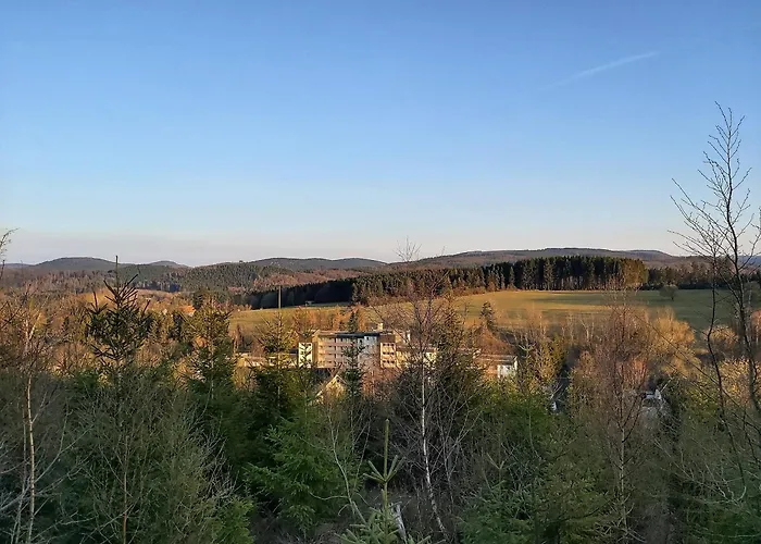 Naturblick Am Rothaarsteig Neue Moderne Mit 2 Badezimmern 2 Kuechen Inklusive Highspeed Internet Flatrate 2x Xxl Boxspringbett 2x Terrassen Und 2x Pkw Parkplaetze 10 Minuten Bis Willingen Ideal Fuer Touristen Und Geschaeftsleute Mit Mws Apartmán